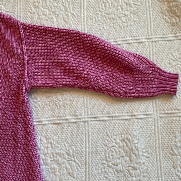 AE Oversized Dreamspun Crew Neck Sweater Barbie Pink Small - Picture 8 of 16